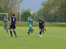 U15